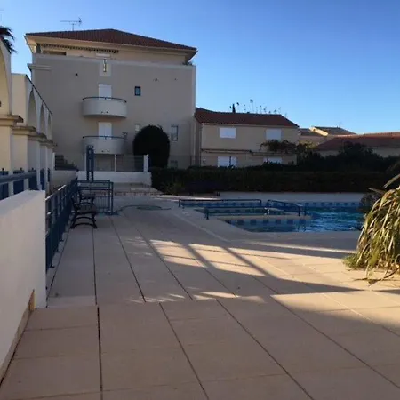 Appartement T2 Cabine 2 Etoiles Au Lavandou Avec Climatisation - Fr-1-308-92 * Le Lavandou